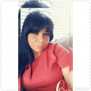 Meet your Posher, Valerie